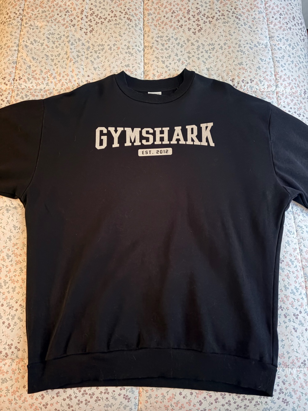 Gymshark Black Crewneck Pullover